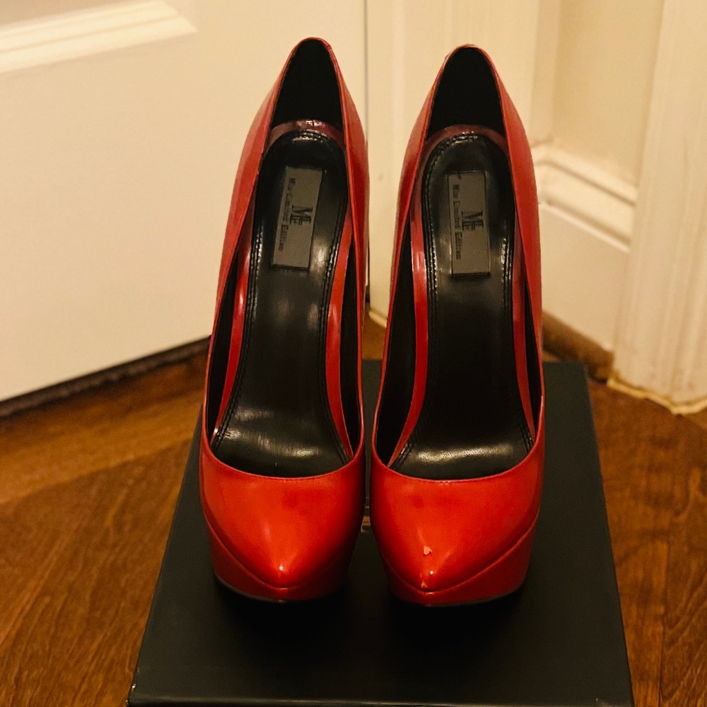 Mia limited edition runway red leather